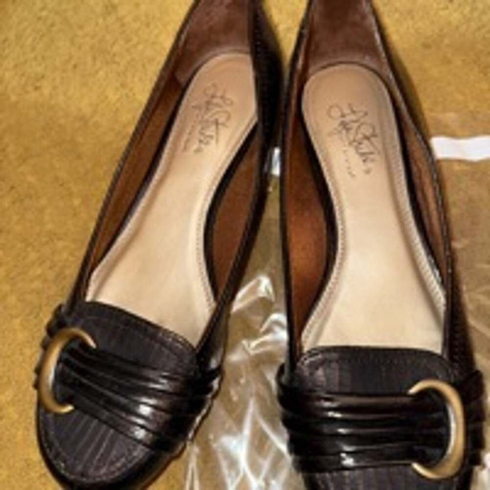Women's Life Stride Black Flats Size 8.5W item 0044